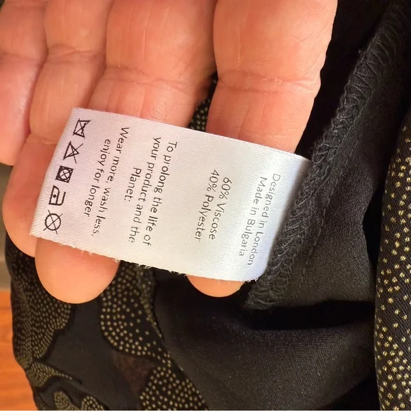 Saint + Sophia Sheer Black/gold Floral Button-Front Blouse - stunning!! - Picture 5 of 8